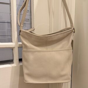 Rare Vintage Coach Cream Bucket Bag